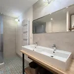 Apartman Immense 2 Pieces Proche Centre-ville & Thermes