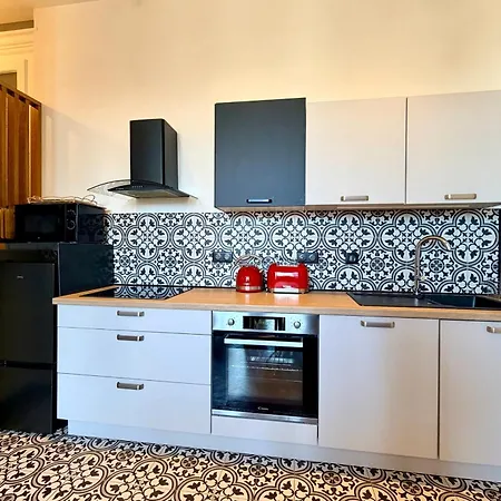 Immense 2 Pieces Proche Centre-ville & Thermes アパート エクスレバン