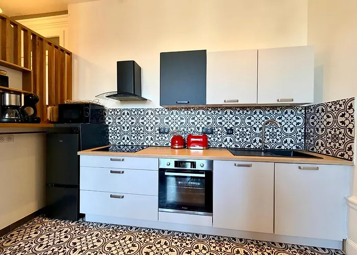 Immense 2 Pieces Proche Centre-ville & Thermes アパート エクスレバン