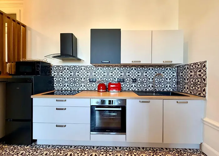 Immense 2 Pieces Proche Centre-ville & Thermes * エクスレバン