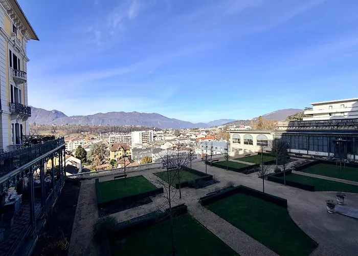 Immense 2 Pieces Proche Centre-ville & Thermes